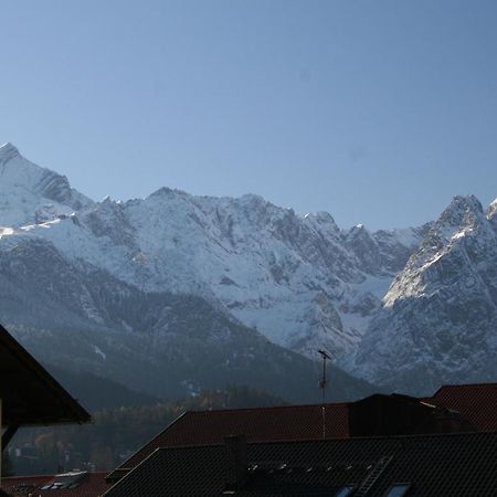 Ferienwohnung Am Kurpark -Wohnung 3,150qm- mit Lift Garmisch-Partenkirchen Exterior foto
